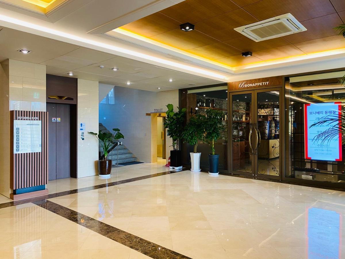 New Donghae Tourist Hotel Εξωτερικό φωτογραφία